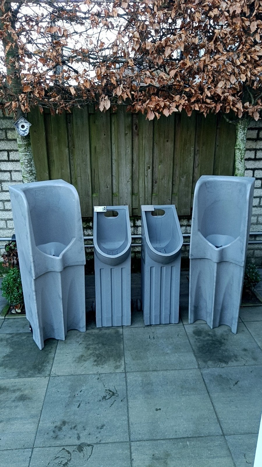 Te huur: Plaszuil/ mobiel urinoir/ pisbak/ plaskruis, Ophalen