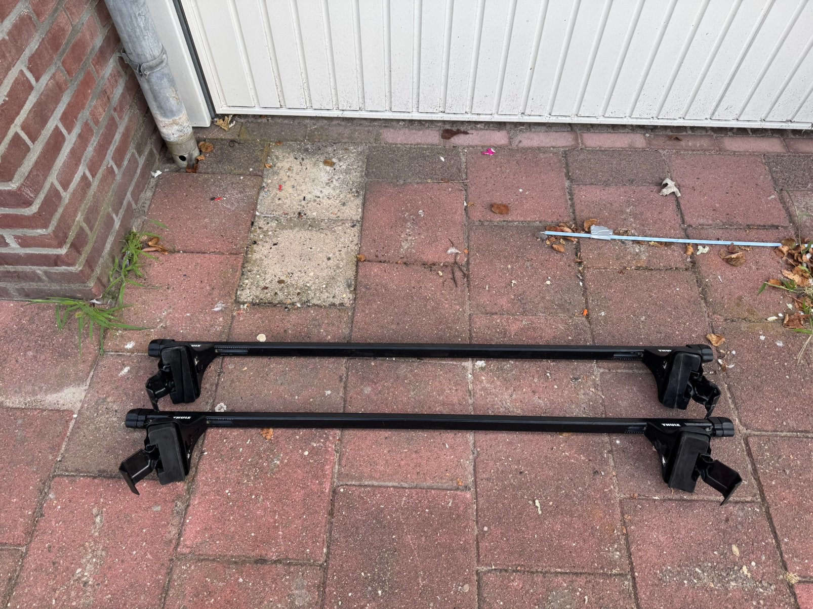 Thule dakdragers met voetenset en montageset SEAT SKODA VW, Auto diversen, Dakdragers, Ophalen of Verzenden, Gebruikt