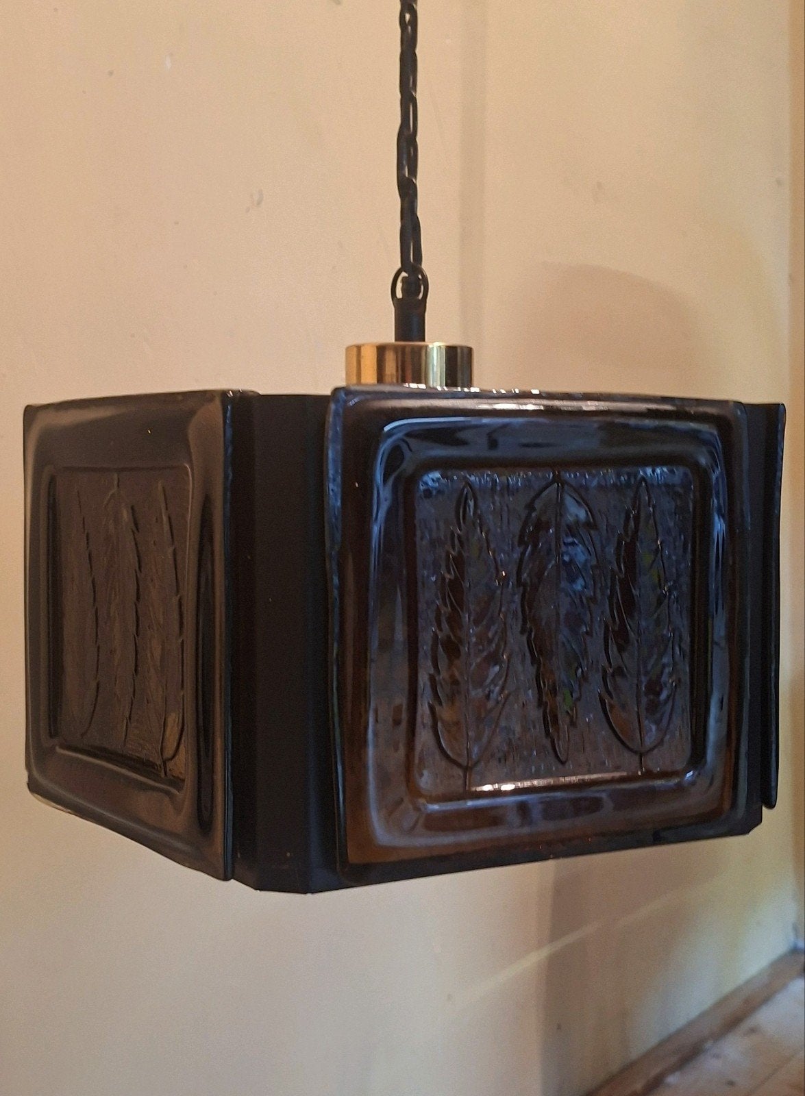 Vintage hanglamp Erik höglund met amber/bruin kleurig glas, Ophalen