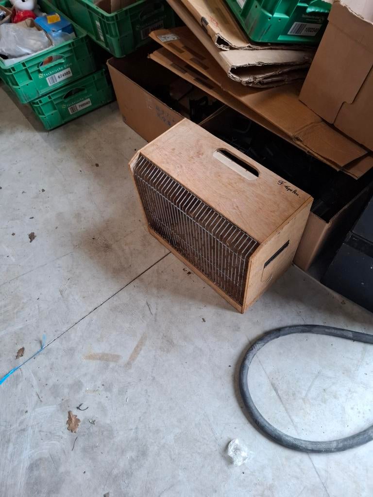 Vogel kooitje, Dieren en Toebehoren, Ophalen of Verzenden, Hout, Vogelkooi