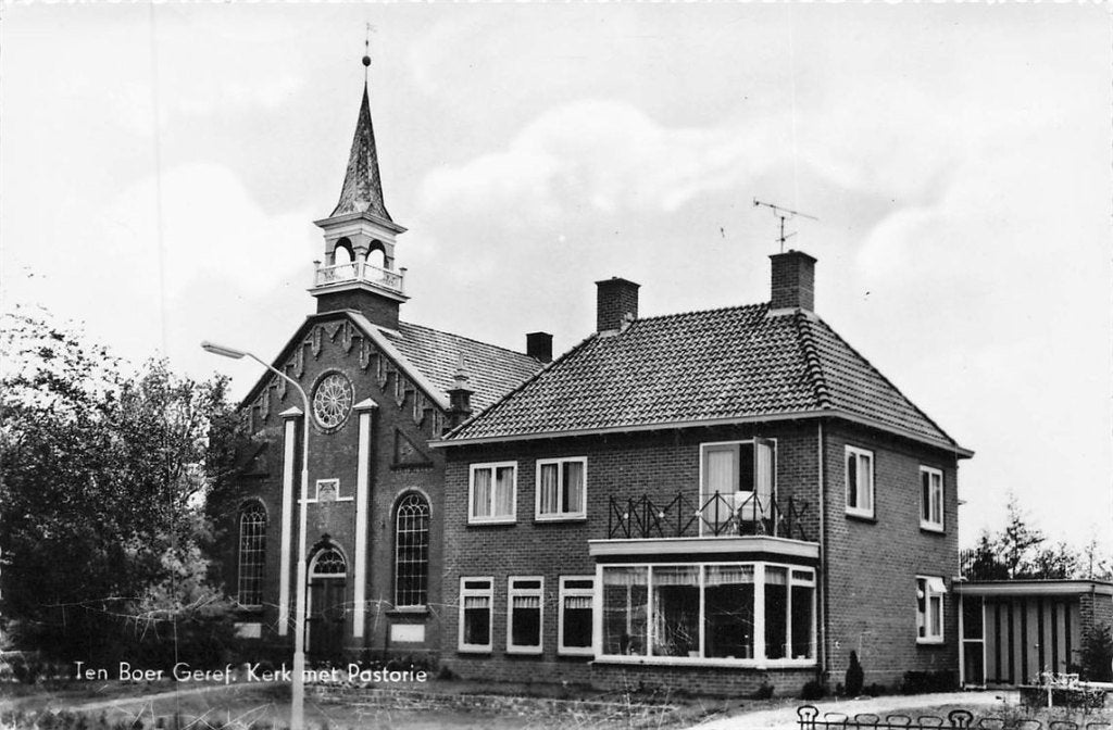 703-447-047 Ten Boer Geref Kerk met Pastorie, Verzamelen, Ophalen of Verzenden, Voor 1920, Groningen