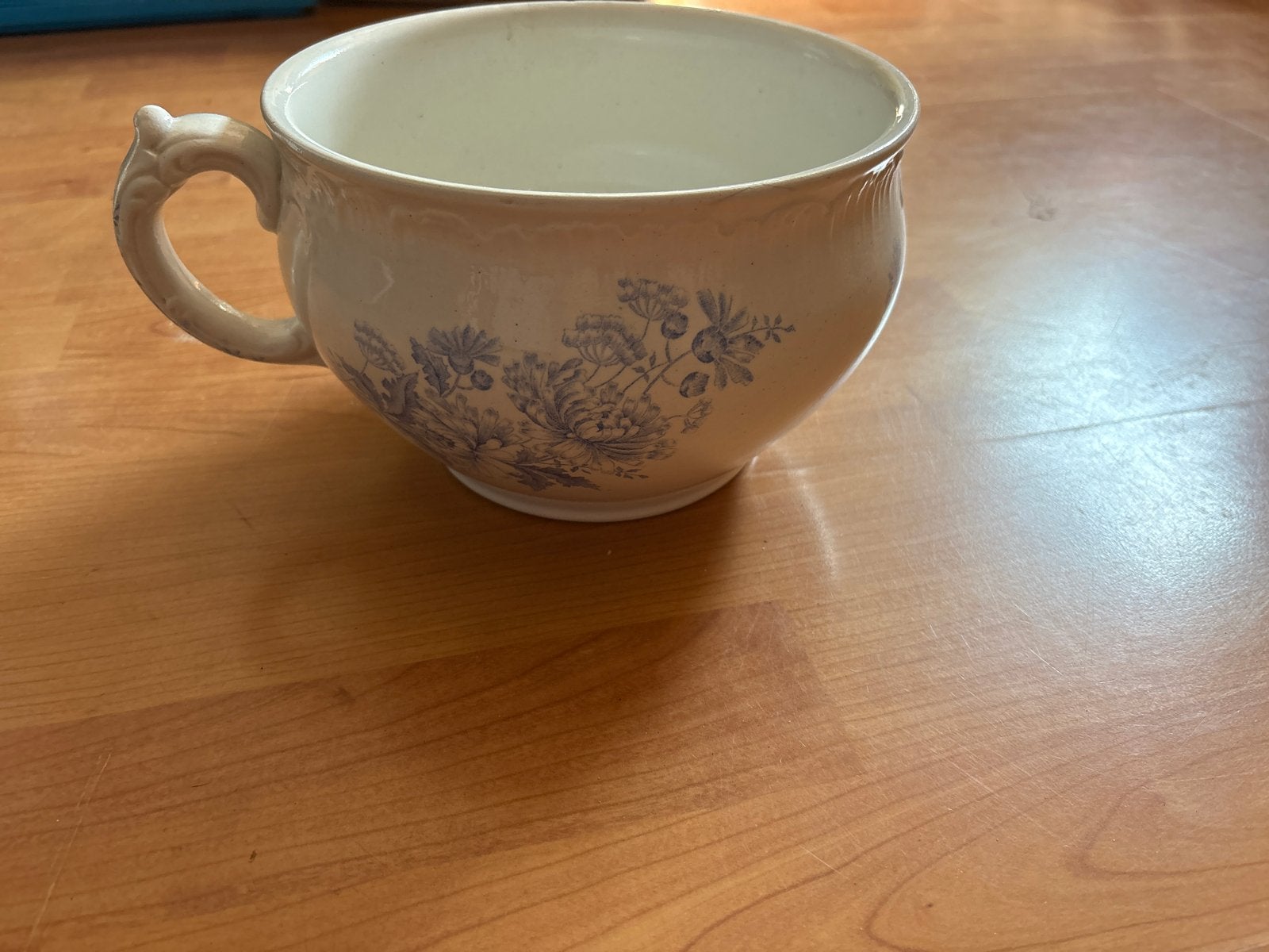 Antieke Maastrichtse Aardewerk Po, Blauw Bloemenpatroon, Ophalen of Verzenden