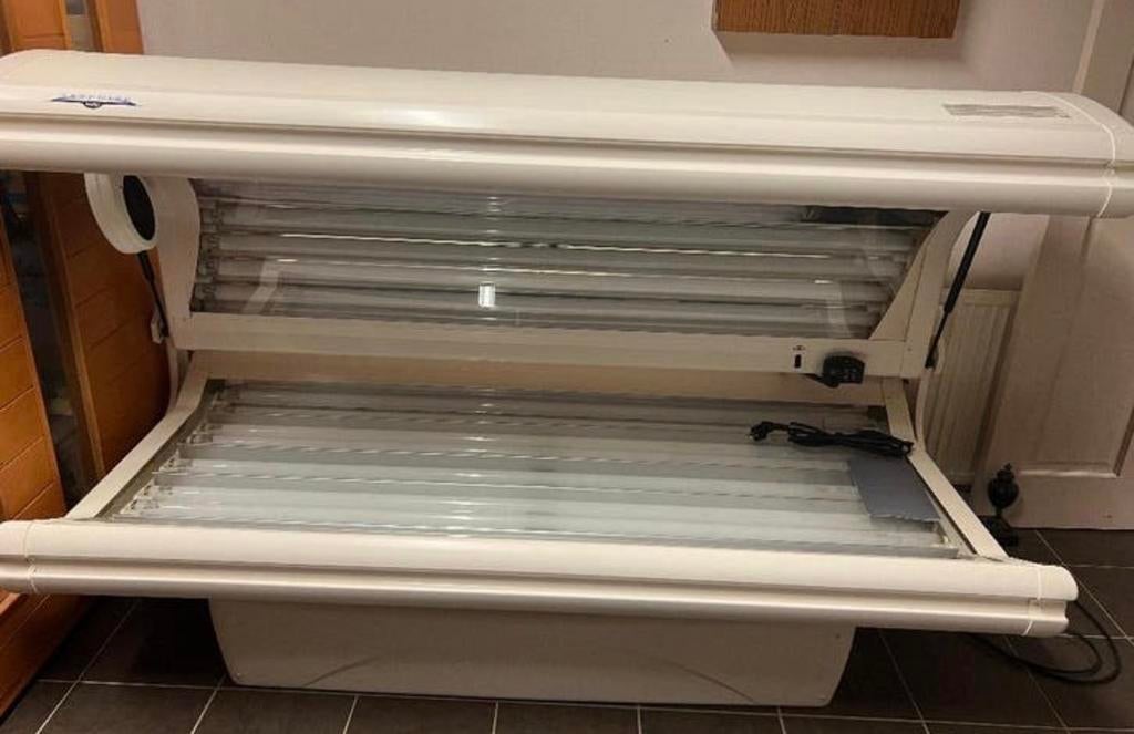 Zonnebank Hapro Sapphire combi 12, Witgoed en Apparatuur, Zonnebanken en Gezichtsbruiners, Ophalen of Verzenden, Gebruikt, Zonnebank dubbelzijdig