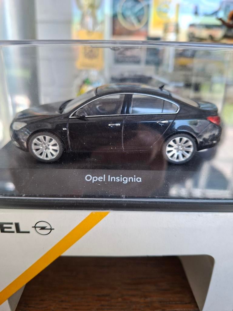 Opel insignia  sedan, Ophalen of Verzenden, Zo goed als nieuw, Auto