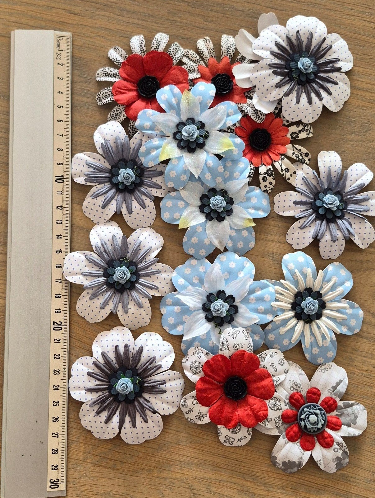 15 bloemen van papier, Hobby en Vrije tijd, Kaarten | Zelf maken, Ophalen of Verzenden, Natuur, Overige typen