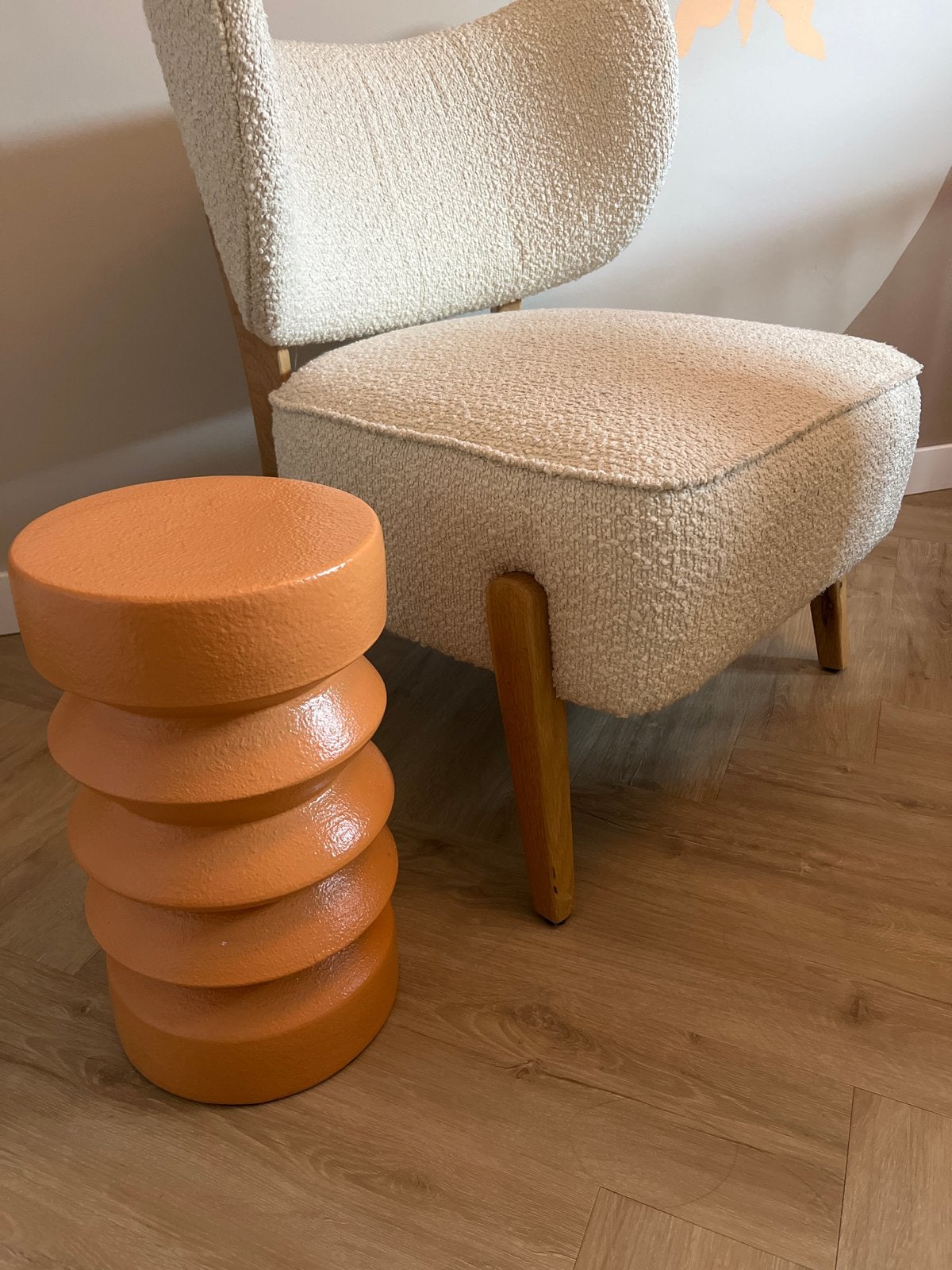 HKliving bijzettafel Stoneware terra - gerepareerd, Huis en Inrichting, Overige materialen, Minder dan 55 cm, Gebruikt, Rond