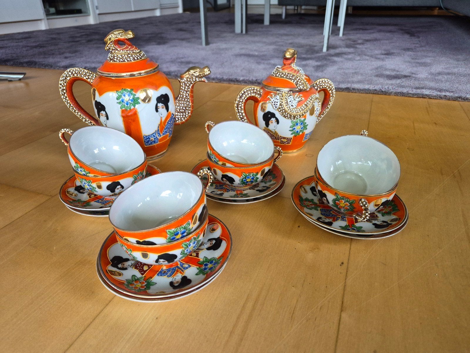 Vintage Japans theeservies met draken en geisha's, Antiek en Kunst, Antiek | Servies compleet, Ophalen