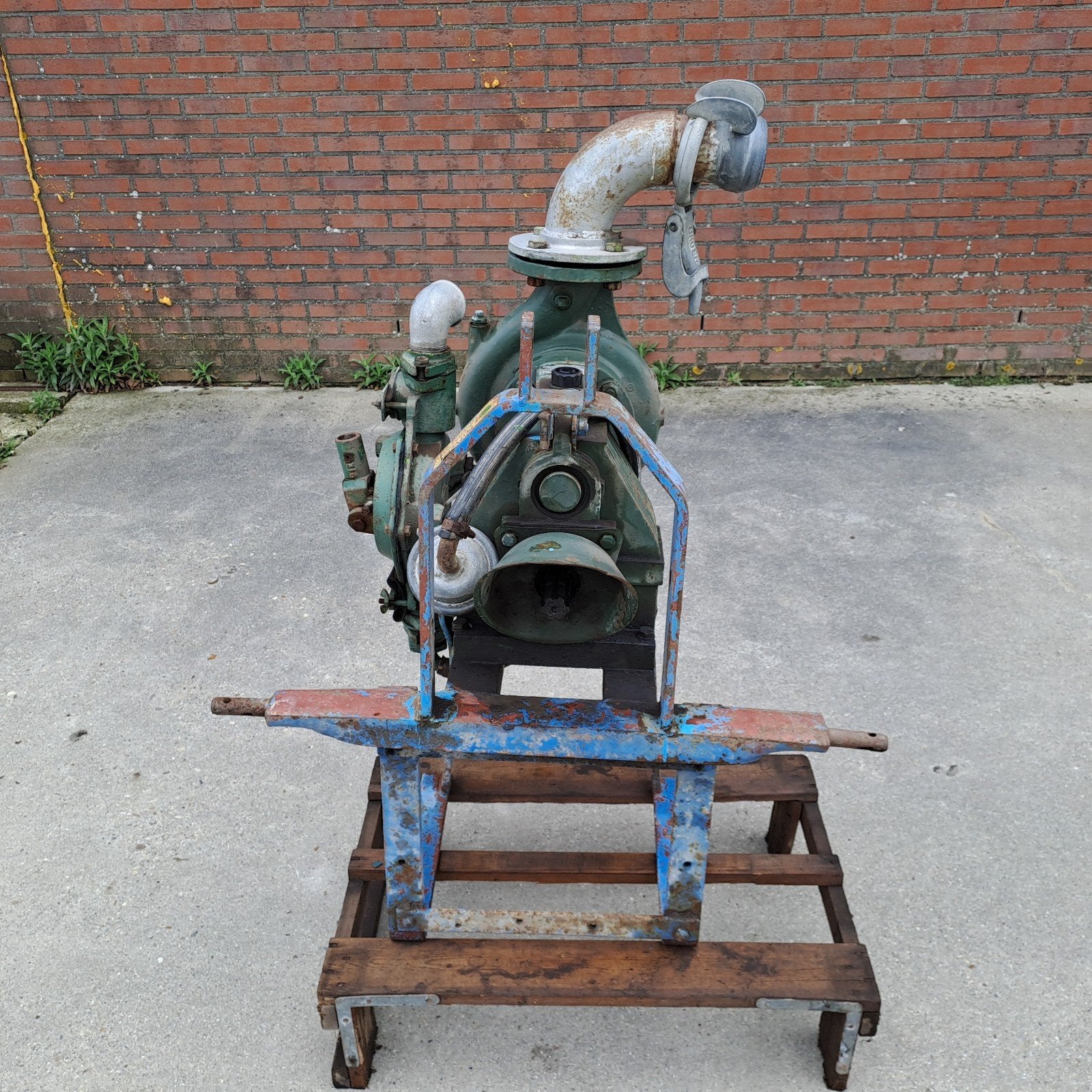 Te koop waterpomp, Ophalen