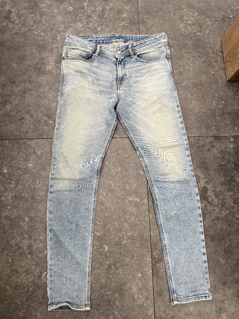 Diesel Sleenker W32 L32, Kleding | Heren, Diesel, W32 (confectie 46) of kleiner, Zo goed als nieuw, Verzenden