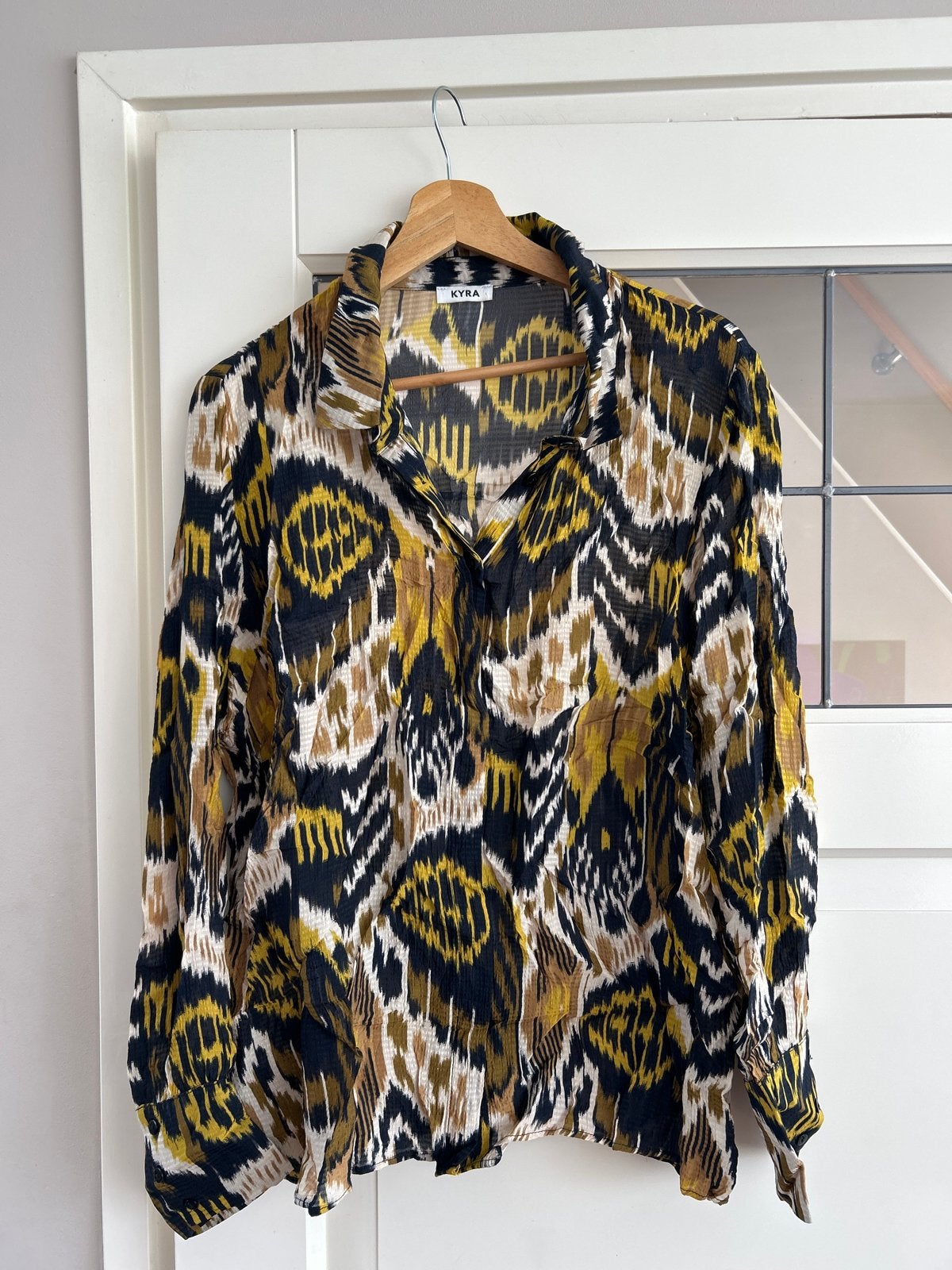 KYRA Blouse met print - Maat 46, Ophalen of Verzenden, Zo goed als nieuw, Maat 46/48 (XL) of groter, Meerkleurig