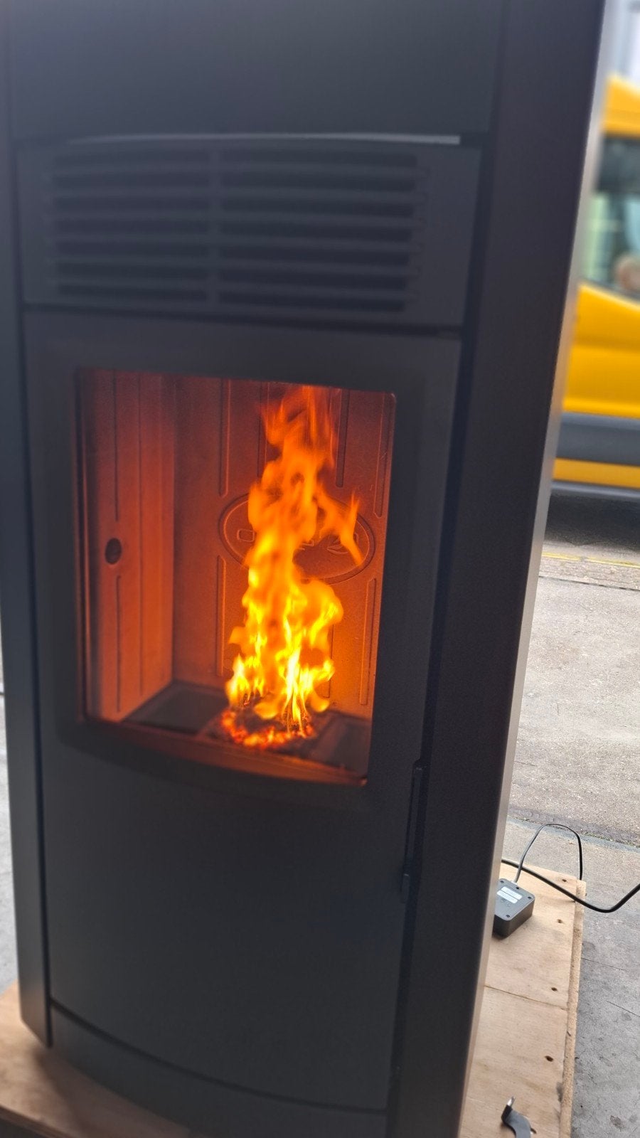 Dielle Scorocco 8kw met Dielle app. Als nieuw., Ophalen of Verzenden, Zo goed als nieuw, Houthaard