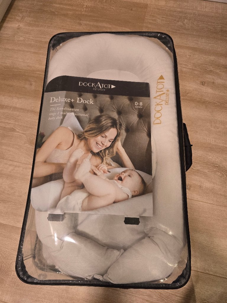 Dockatot Deluxe+ met extra hoes, Ophalen of Verzenden, Gebruikt