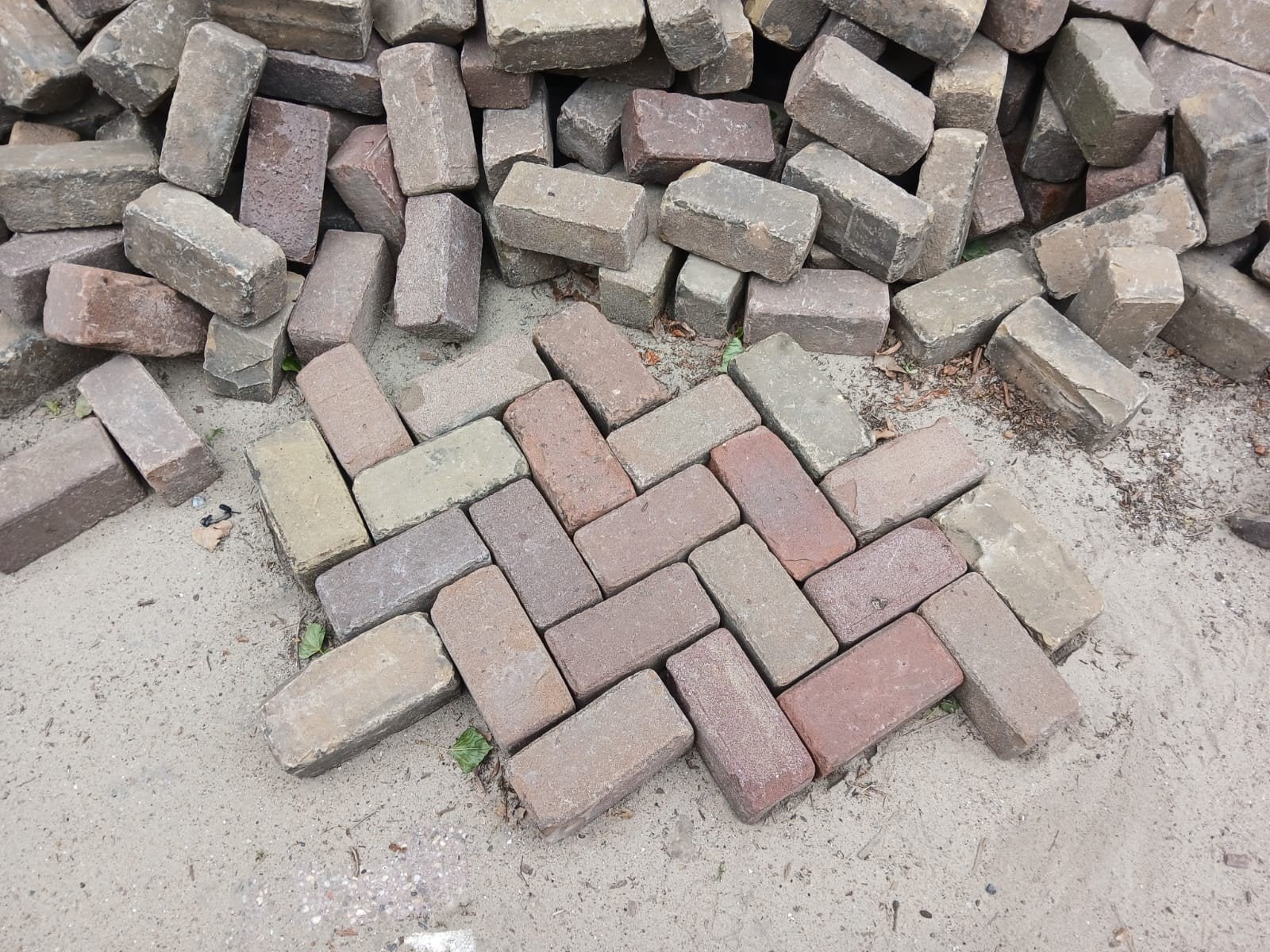 700m² oud gebakken 10duimer bont genuanceerd, Ophalen of Verzenden, Beton, Terrastegels