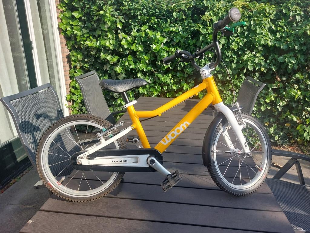 Woom 3 kinderfiets - Geel - 16 inch, Fietsen en Brommers, Fietsen | Kinderfietsjes, Ophalen of Verzenden, Zo goed als nieuw, 16 tot 20 inch