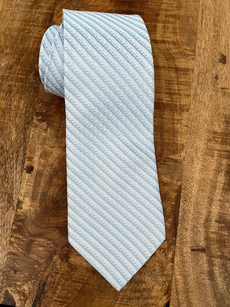 100% zijde Stropdas lichtblauw met Zilvergrijs streep -NIEUW, Kleding | Heren, Ophalen of Verzenden, Nieuw, Blauw, Met patroon