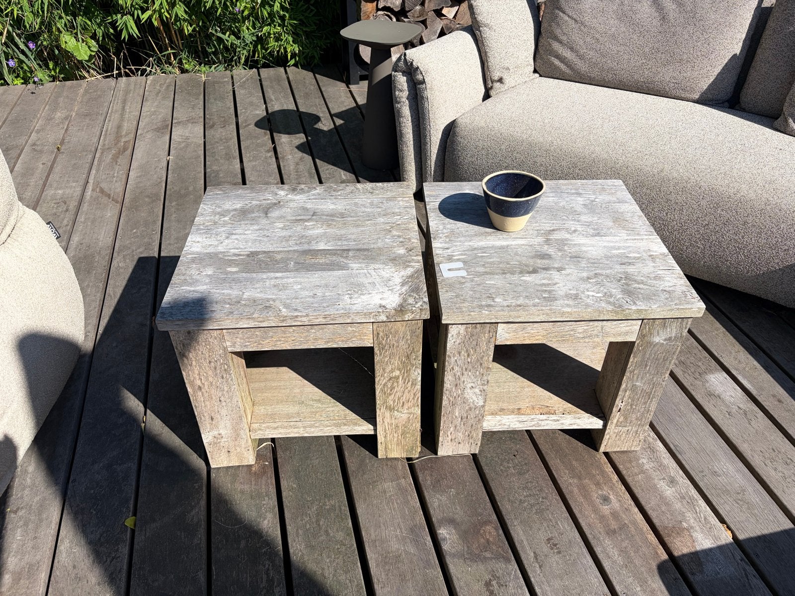 2 eiken tafeltjes 50x50 - robuust en stijlvol, Ophalen, Minder dan 45 cm, Minder dan 55 cm, Gebruikt