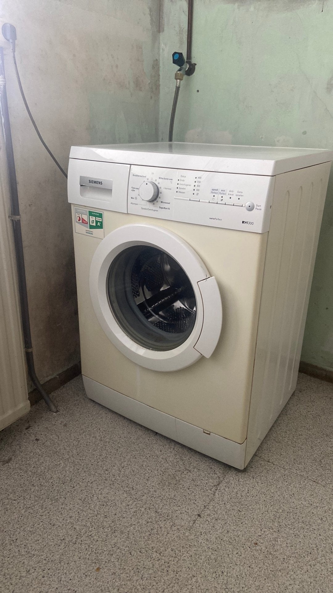 Wasmachine Siemens iq300, Ophalen, Gebruikt, Voorlader, Energieklasse A of zuiniger