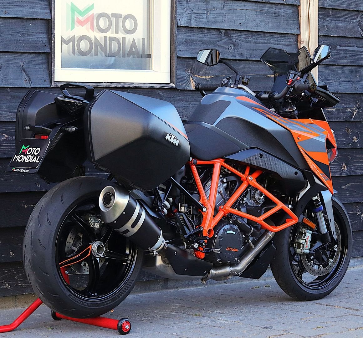 KTM 1290 SUPER DUKE GT (bj 2022) TechPack, Zijkoffers, 2 cilinders, KTM, Bedrijf, Toermotor