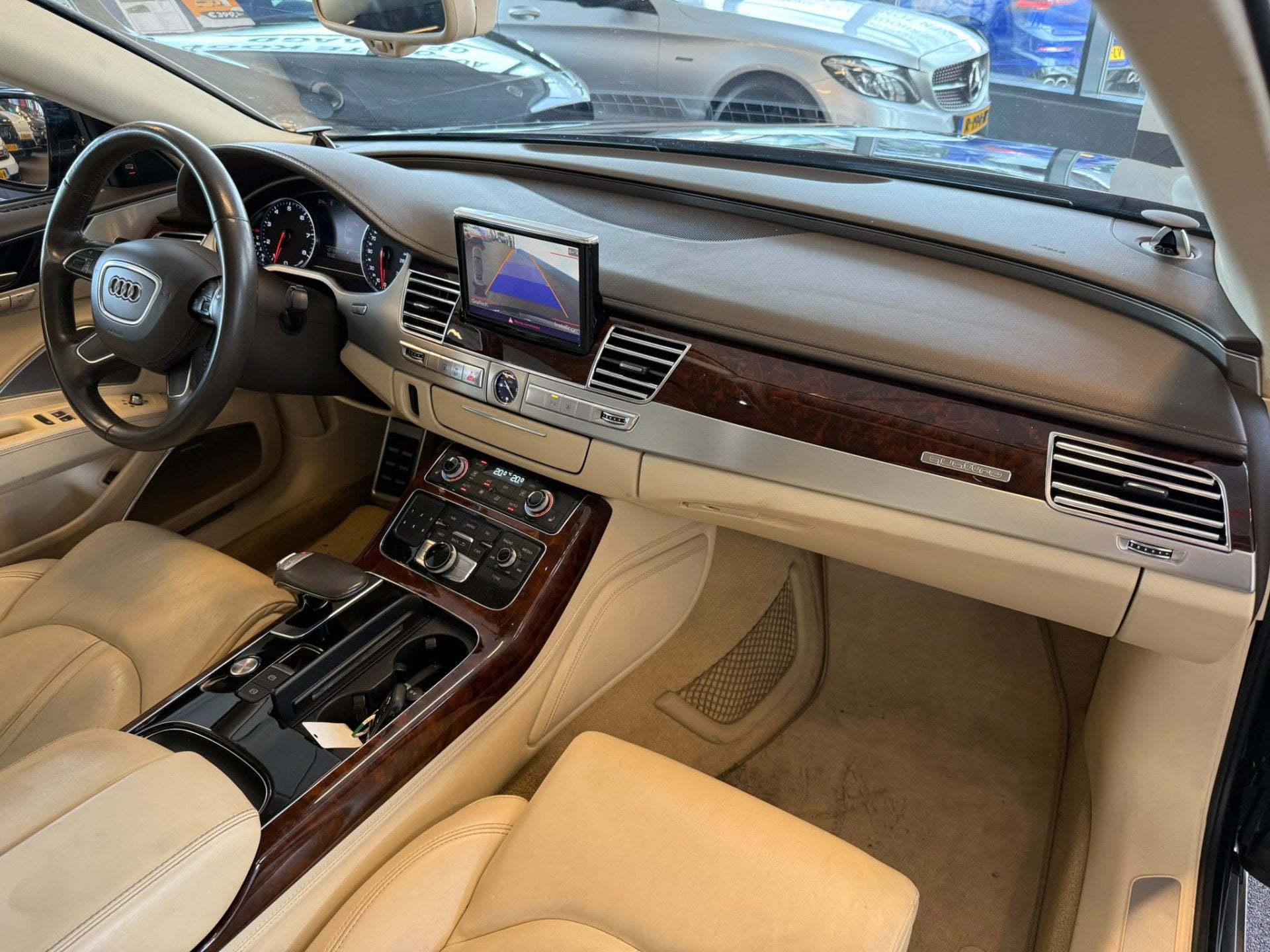 Audi A8 V8 4.2 FSI quattro | Luchtvering | Panoramadak | Nav, Auto's, Audi, Automaat, Euro 5, Gebruikt, Met garantie (alle)