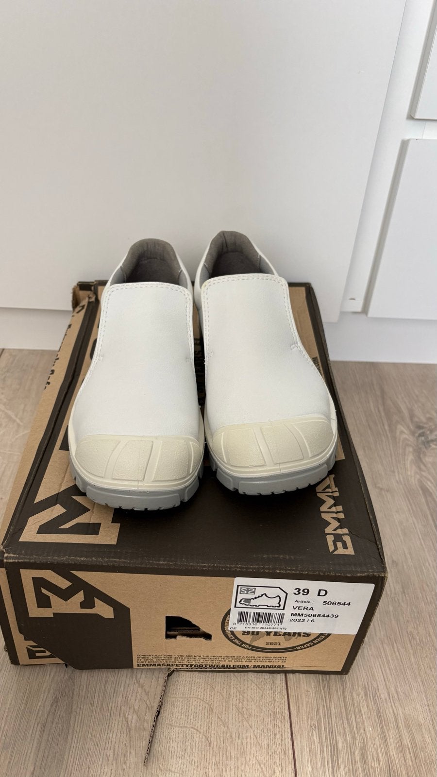 Nieuwe Emma werkschoenen, maat 39, wit, Doe-het-zelf en Verbouw, Ophalen of Verzenden, Nieuw