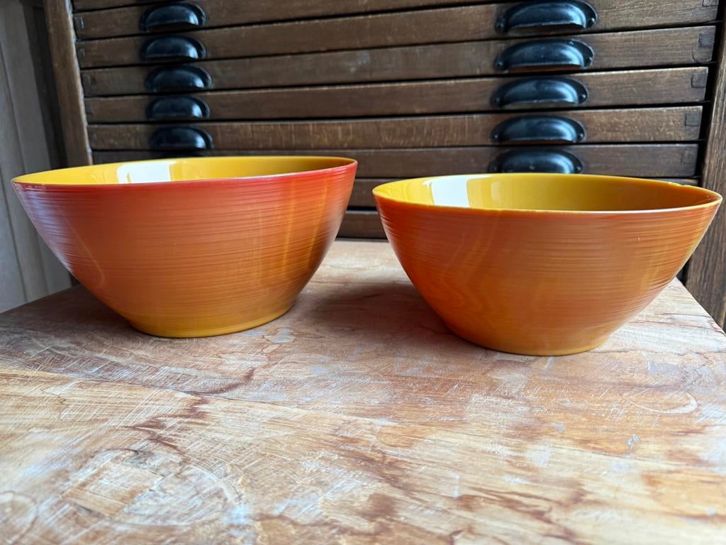 Arcopal Volcan 2 grote kommen, Huis en Inrichting, Keuken | Servies, Kom(men), Overige stijlen, Glas, Ophalen