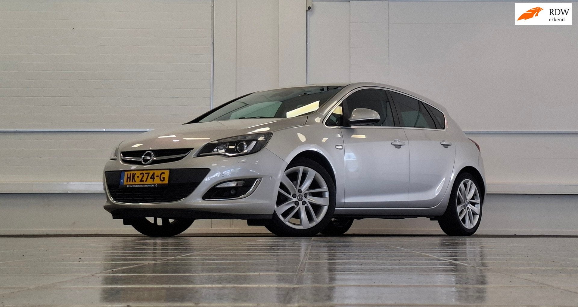 Opel Astra 1.4 Turbo Sport + 100% Dealeronderhouden Leer Cam, Auto's, Opel, Voorwielaandrijving, Gebruikt, 4 cilinders, Bedrijf