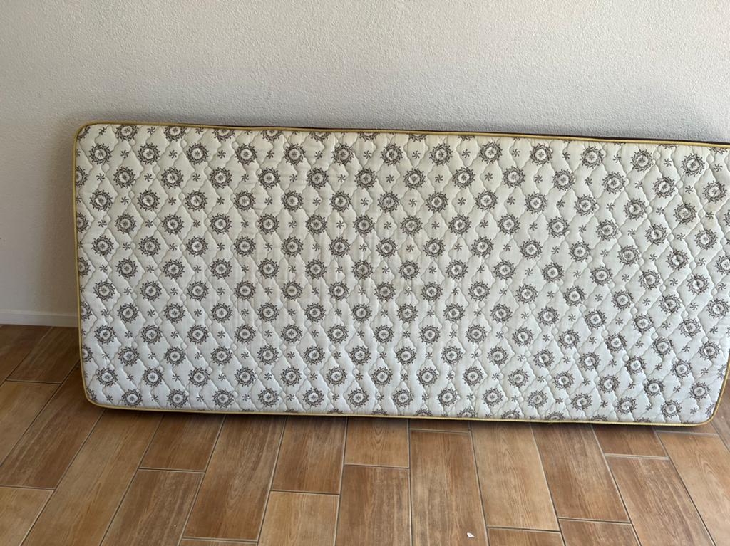 1 persoons matras   nieuwstaat, Huis en Inrichting, Ophalen, Zo goed als nieuw, Eenpersoons, 90 cm