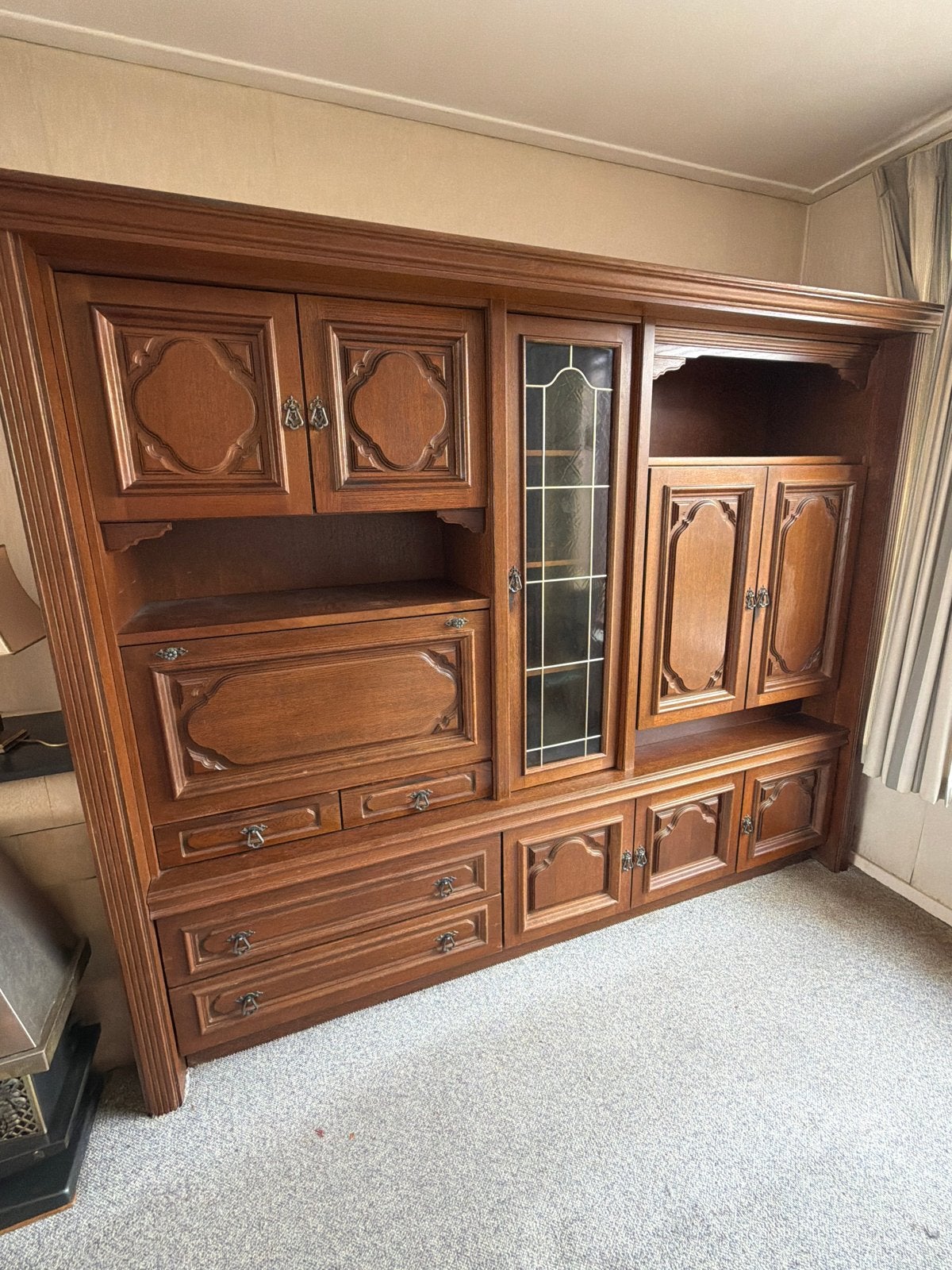 Eiken buffetkast met bar en veel opbergruimte, Huis en Inrichting, Ophalen, Gebruikt, Eikenhout, 200 cm of meer