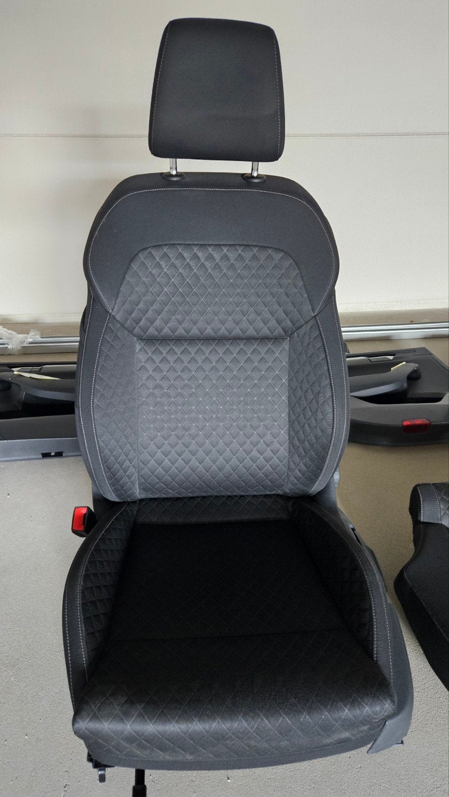 Skoda Superb iV (PHEV) 2020 Interieur - Stoelen en Panelen, Ophalen, Gebruikt, Skoda