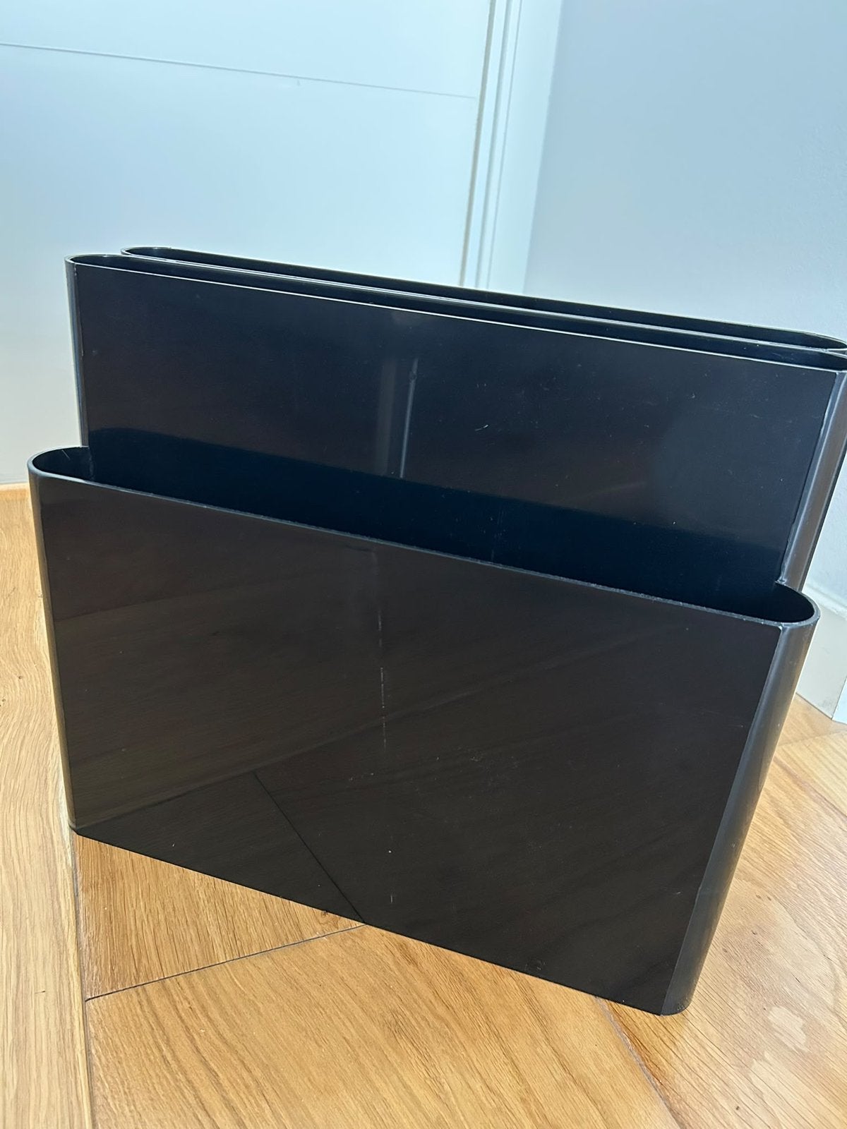 KARTELL magazinehouder zwart vintage, Ophalen of Verzenden, Zo goed als nieuw