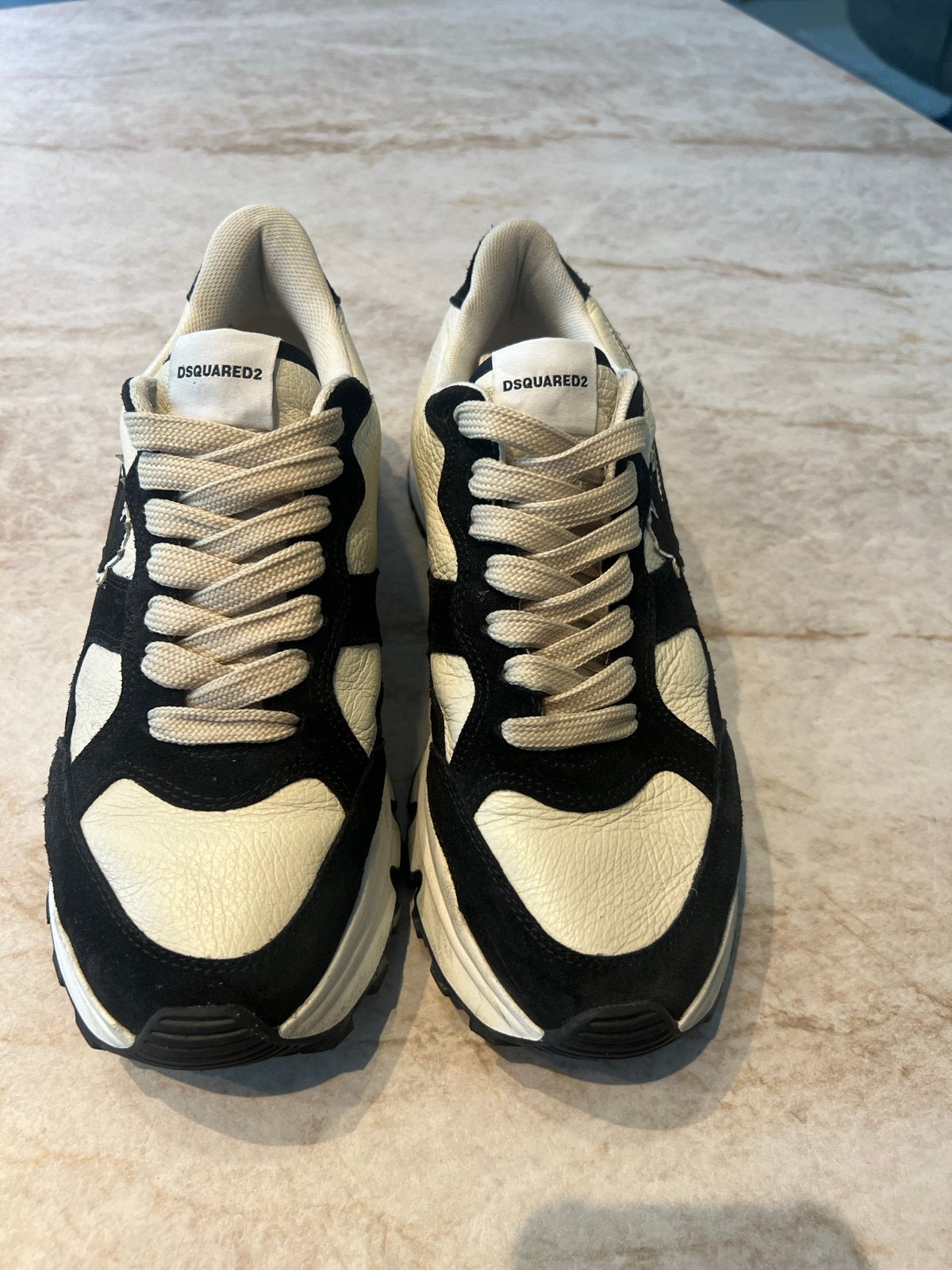 Dsquared2 Sneakers Zwart/Wit - Maat 41, Kleding | Dames, Schoenen, Ophalen of Verzenden, Zo goed als nieuw, Zwart, Sneakers of Gympen