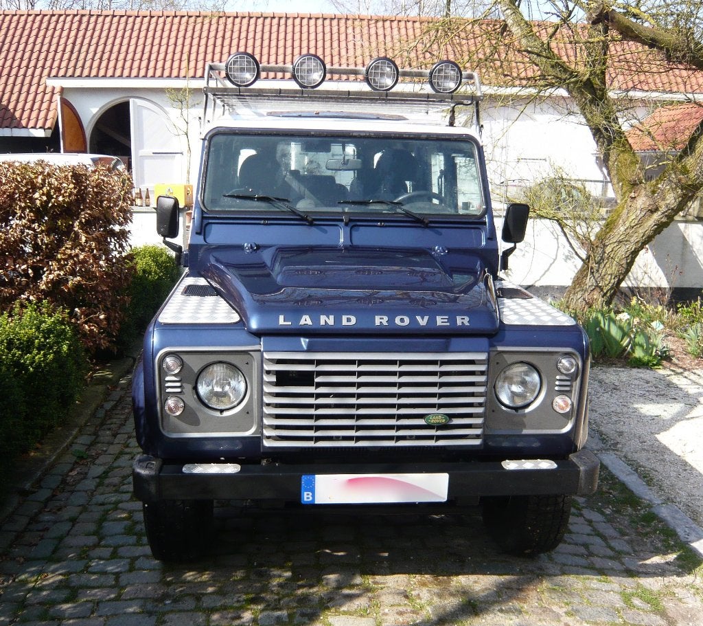 Te koop Land Rover Defender, Auto's, Land Rover, Voorwielaandrijving, 86 pk, Zwart, 4 cilinders
