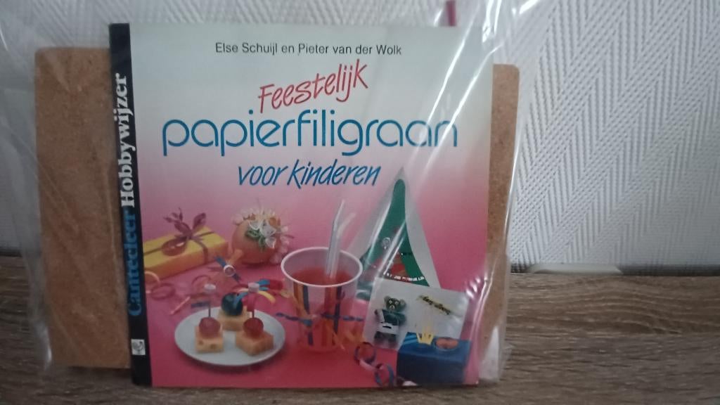KNUTSELEN MET FILIGRAAN, Ophalen of Verzenden