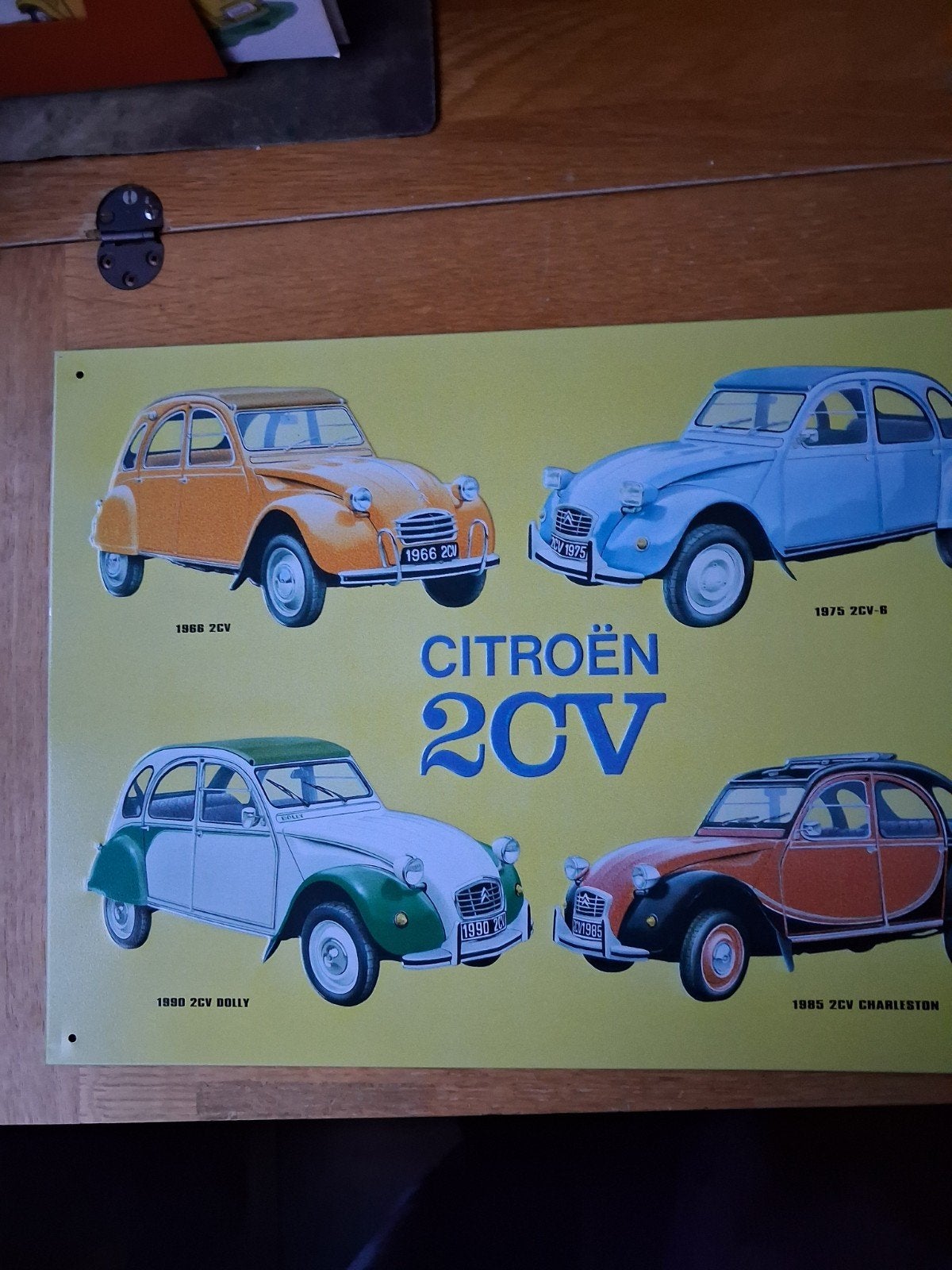 vintage metalen plaat met 2cvs., Auto, Groter dan 1:32, Nieuw, Ophalen