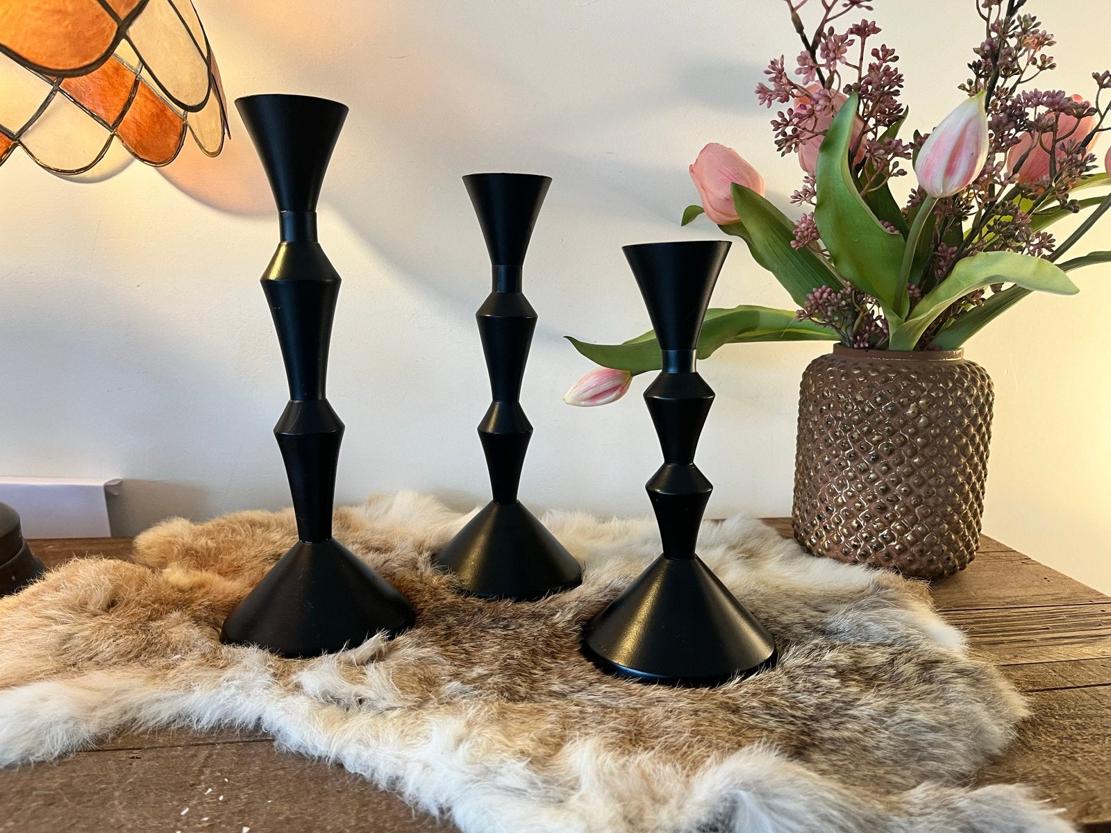 Set van 3 zware zwarte kandelaars, Overige materialen, Ophalen of Verzenden, Zo goed als nieuw, 21 cm