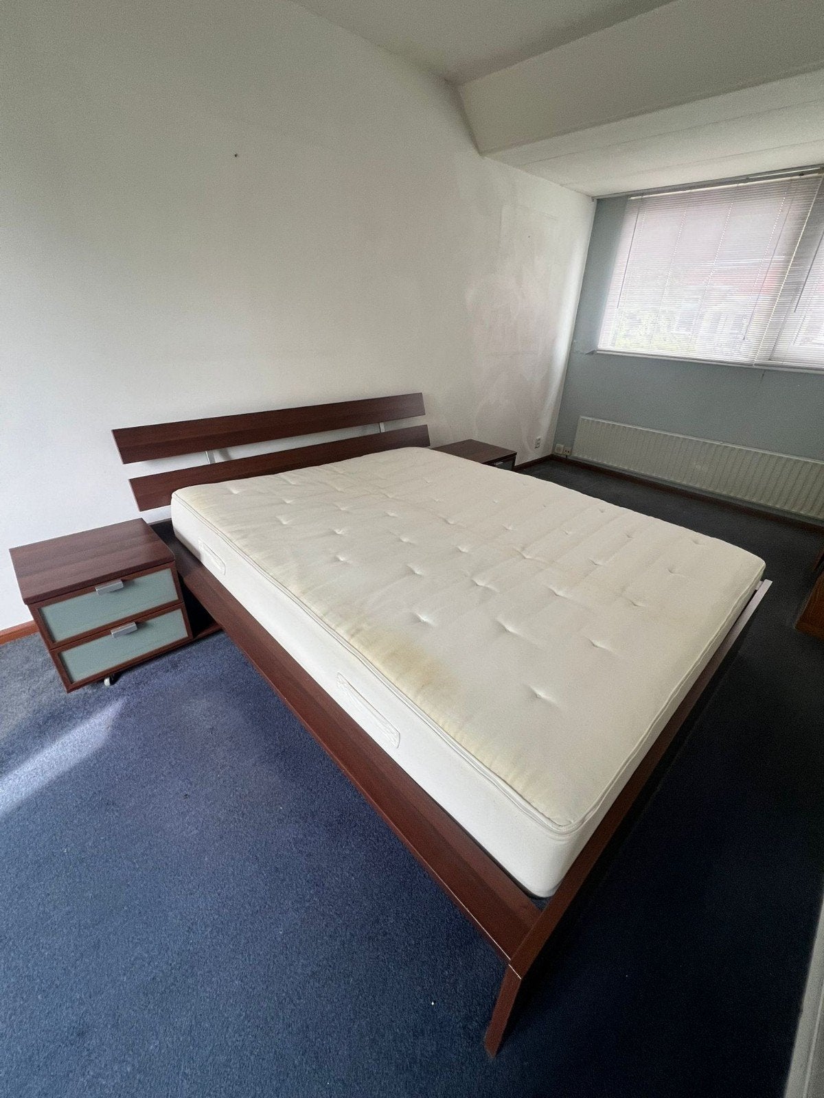 :
​IKEA HOPEN Tweepersoonsbed met nachtkastjes rolbaar, Ophalen of Verzenden, Gebruikt, Tweepersoons
