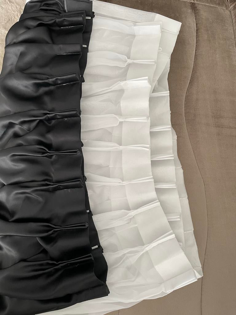 Zwarte en witte gordijnen, Gebruikt, 100 tot 150 cm, 200 cm of meer, Zwart