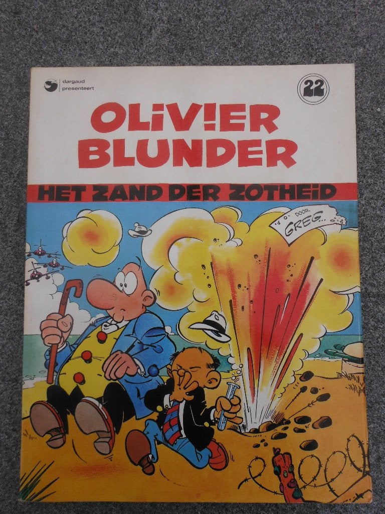 Olivier Blunder. Nr 22 Het zand der zotheid. 1982, Eén stripboek, Ophalen of Verzenden, Gelezen