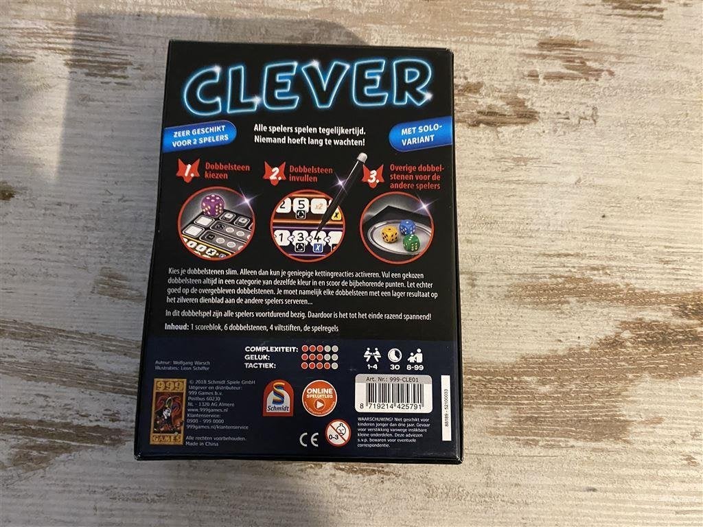 Clever een spel met dobbelstenen 999 games [132], Verzenden, Zo goed als nieuw