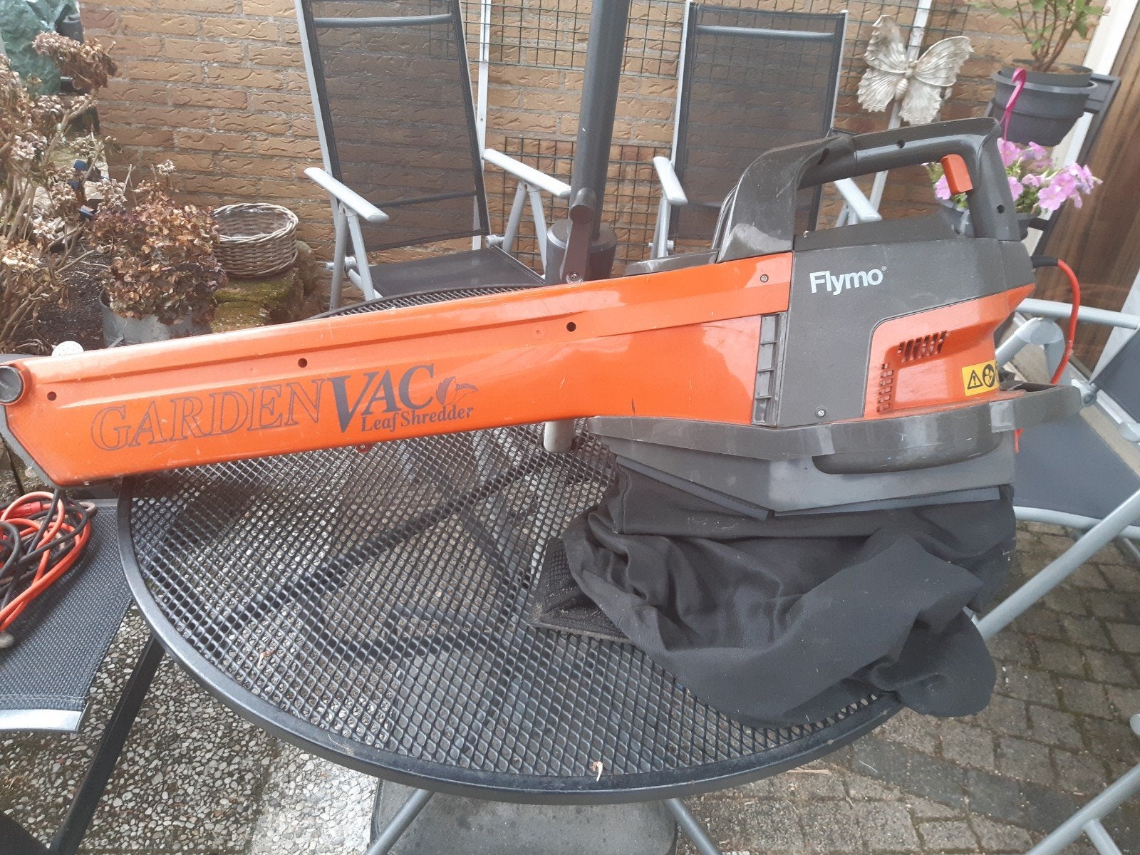 Flymo Garden Vac Bladblazer met blaas en Zuigfunctie, Tuin en Terras, Ophalen, Gebruikt, Met opvangzak, Handgedragen