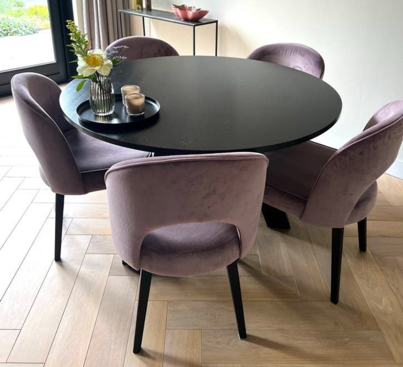 Eettafel zwart houtnerf 120 cm en 5 stoelen nieuwstaat, Huis en Inrichting, Tafels | Eettafels, Ophalen, Zo goed als nieuw, Rond