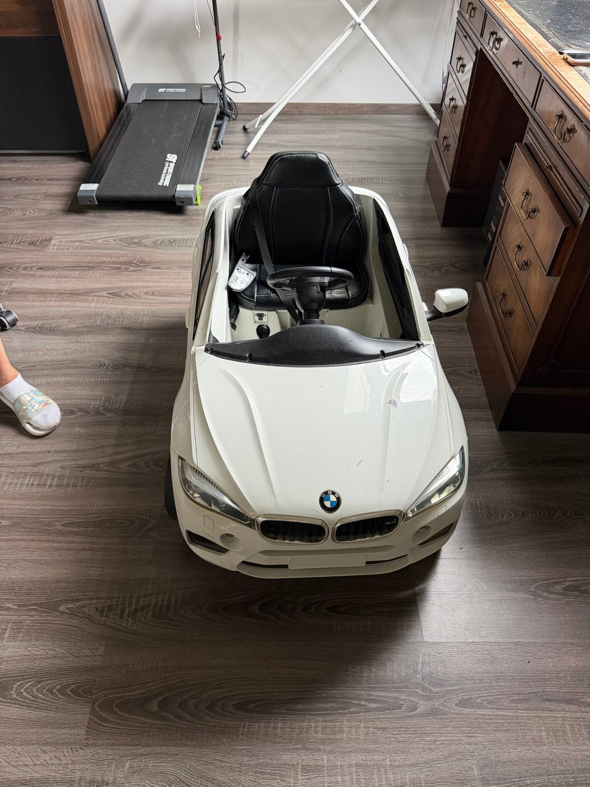 BMW X6M kinderauto - defect, voor onderdelen of reparatie, Ophalen, Gebruikt, Afstandsbediening