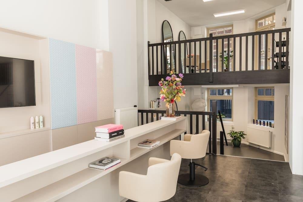 Ruimte te huur voor stylisten in Amsterdam Zuid, Zakelijke goederen, Bedrijfs Onroerend goed, 20 m², Huur, Praktijkruimte