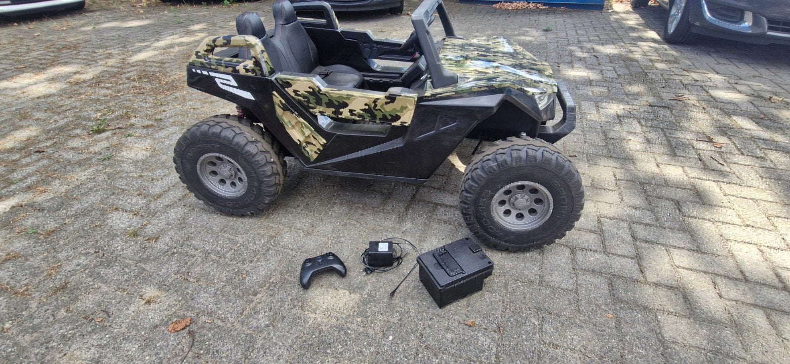 Stoere camouflage kinderauto met afstandsbediening, Ophalen