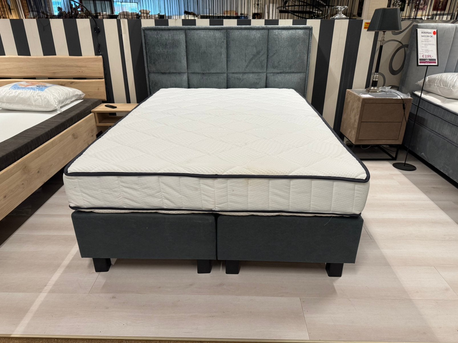 Boxspring 140x200cm €499,- Groen  Direct/Leverbaar, Ophalen, #Boxspring#Groen#140cm#2-persoons, 140 cm, Mwonenenslapen