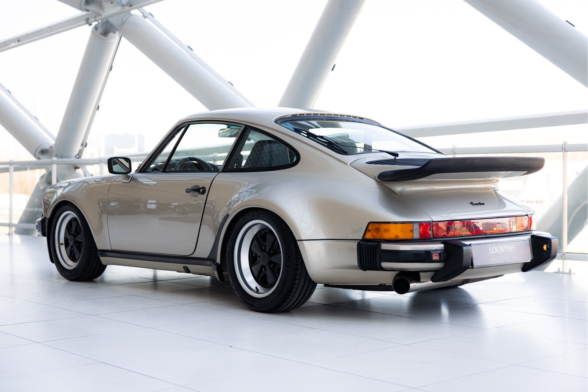 Porsche 911 930 3.0 Turbo Coupé | Schuif/kanteldak | Incl., Auto's, Oldtimers, Zwart, 2993 cc, 4 stoelen, Leder en Stof