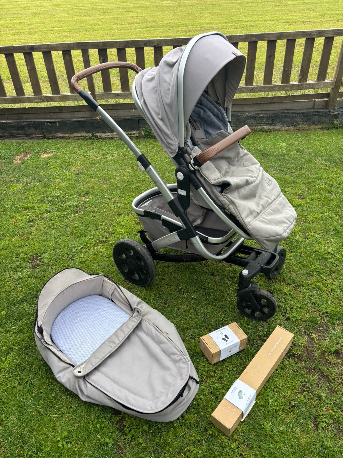 Joolz Geo 2 met voetenzak, parasol en Maxi-Cosi adapters, Kinderen en Baby's, Kinderwagens en Combinaties, Gebruikt, Combiwagen