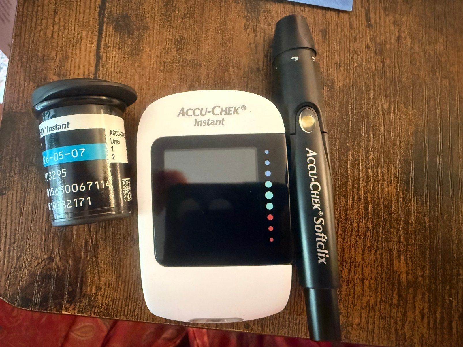 Accu-Chek Instant Bloedglucosemeter met lancetten, Ophalen of Verzenden, Gebruikt, Overige typen