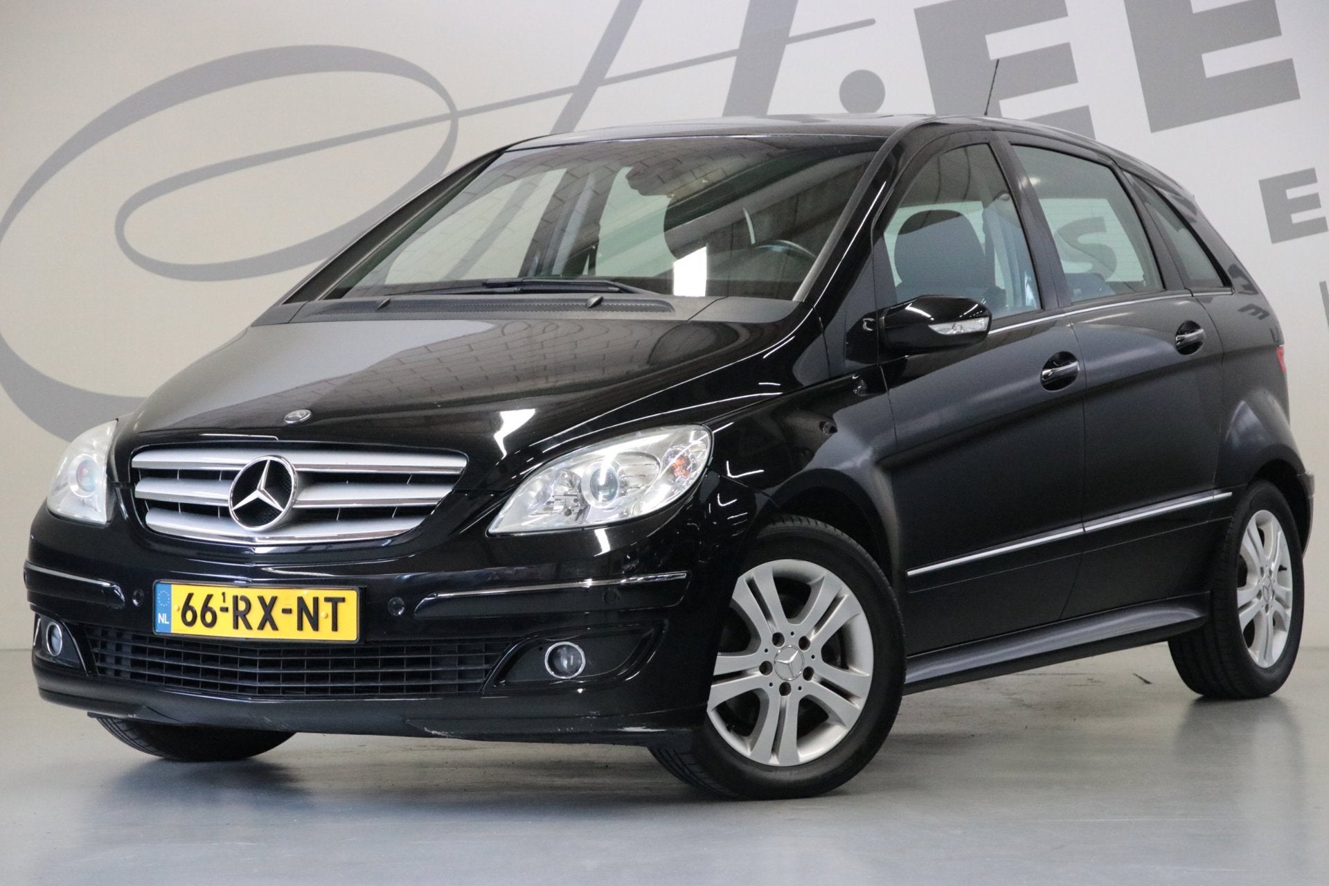 Mercedes-Benz B-klasse 200/ Trekhaak/ Origineel NL/ NAP, Gebruikt, Zwart, 4 cilinders, 1290 kg