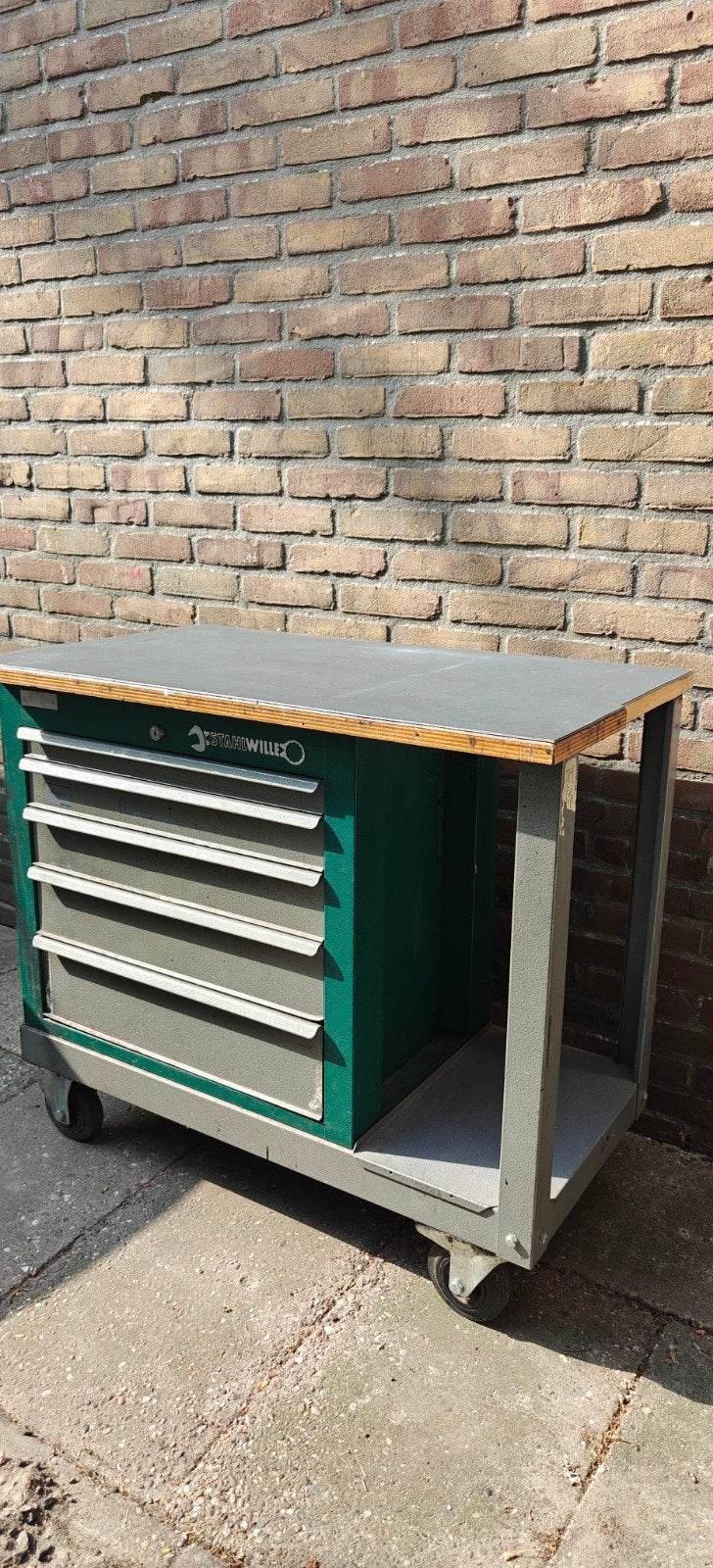 Stahlwille Gereedschapswagen/werkbank, Ophalen, Gebruikt, 70 tot 120 cm